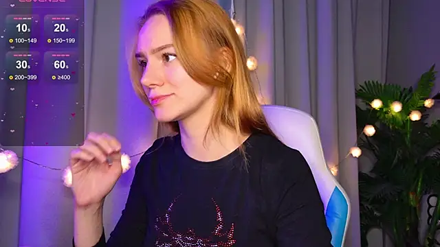 Snapshot of Ramona___ chatting on 10/07/25, 06:10 Ramona online show from 10/07/25, 06:10