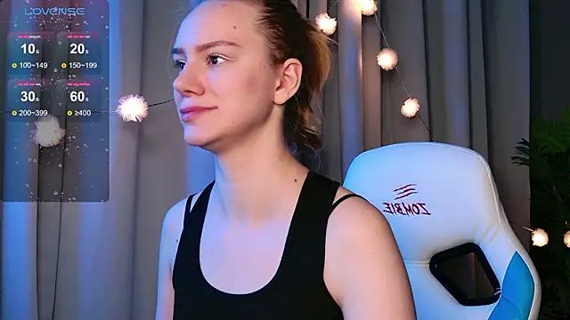 Snapshot of Ramona___ chatting on 02/03/26, 06:11 Ramona online show from 02/03/26, 06:11