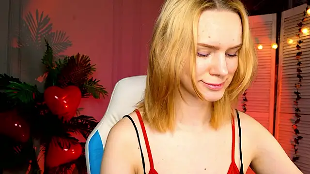 Snapshot of Ramona___ chatting on 02/12/26, 06:19 Ramona online show from 02/12/26, 06:19