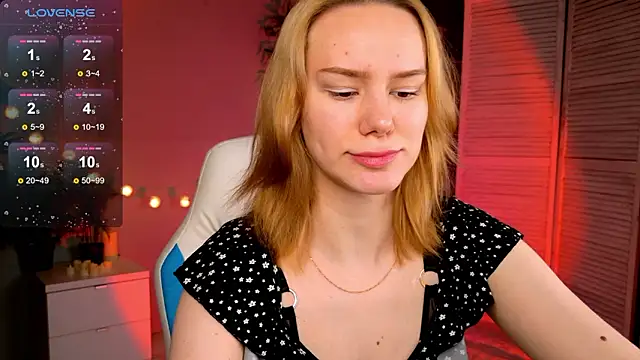 Snapshot of Ramona___ chatting on 02/24/26, 06:22 Ramona online show from 02/24/26, 06:22