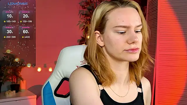 Snapshot of Ramona___ chatting on 02/28/26, 06:14 Ramona online show from 02/28/26, 06:14