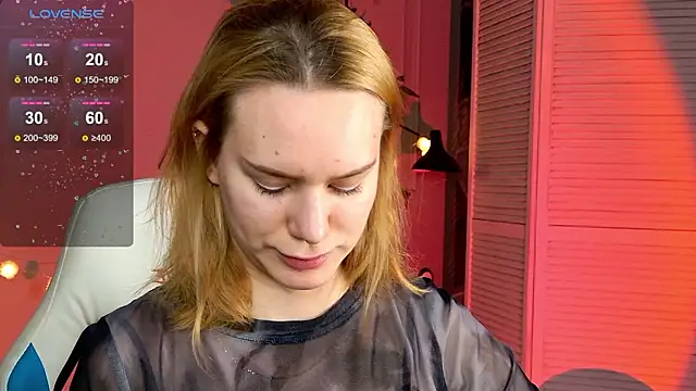 Snapshot of Ramona___ chatting on 03/06/26, 06:21 Ramona online show from 03/06/26, 06:21