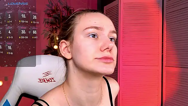 Snapshot of Ramona___ chatting on 03/11/26, 06:08 Ramona online show from 03/11/26, 06:08