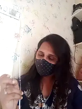 Snapshot of Indiantina chatting on 10/05/25, 10:02 Indiantina online show from 10/05/25, 10:02