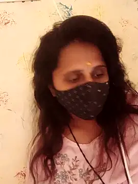 Snapshot of Indiantina chatting on 10/14/25, 08:04 Indiantina online show from 10/14/25, 08:04