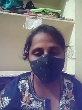 Snapshot of Indiantina chatting on 11/01/25, 05:59 Indiantina online show from 11/01/25, 05:59