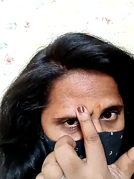 Snapshot of Indiantina chatting on 11/04/25, 07:40 Indiantina online show from 11/04/25, 07:40