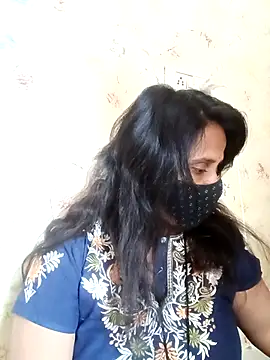 Snapshot of Indiantina chatting on 11/14/25, 08:24 Indiantina online show from 11/14/25, 08:24