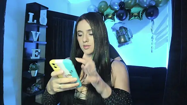 Snapshot of NoahWilliams_ chatting on 09/27/25, 08:36 NoahWilliams online show from 09/27/25, 08:36