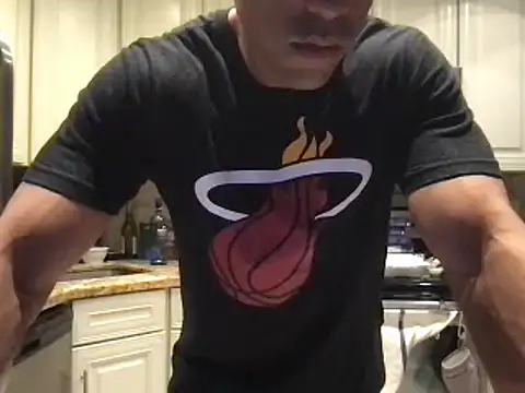 BigGuyMuscle online show from 03/16/25, 01:59