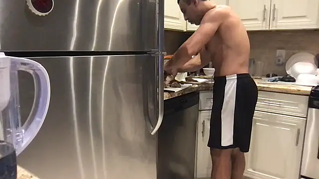 BigGuyMuscle online show from 03/20/25, 09:35