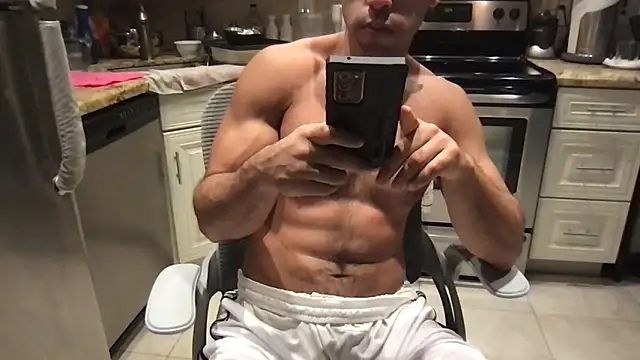 BigGuyMuscle online show from 02/18/26, 07:04