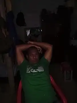 Snapshot of condor08750 chatting on 12/22/25, 02:30 condor08750 online show from 12/22/25, 02:30