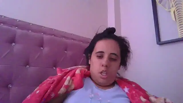 annarose19 online show from 10/20/25, 05:57