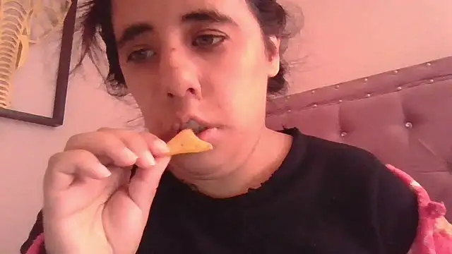 annarose19 online show from 02/17/26, 05:52