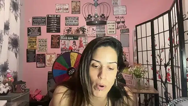 latinacubana online show from 02/01/25, 04:14