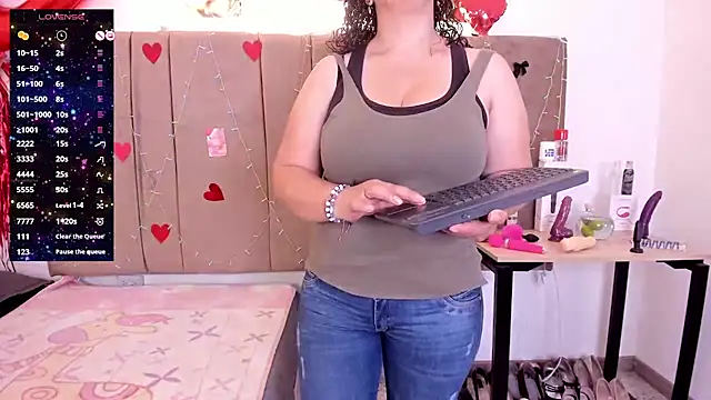 Zaly mature online show from 12/23/25, 02:09