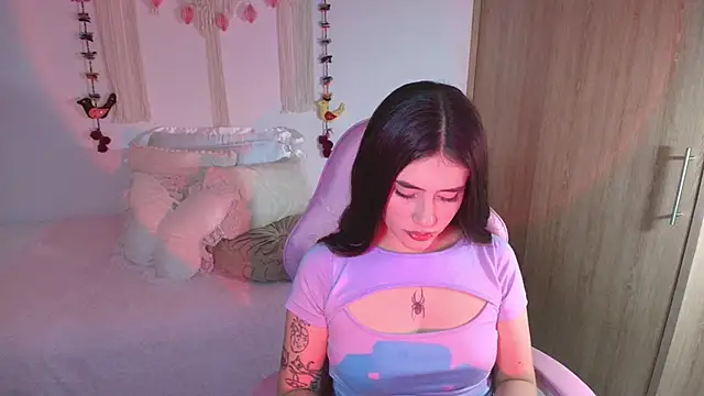 iriswest  online show from 03/03/26, 01:45