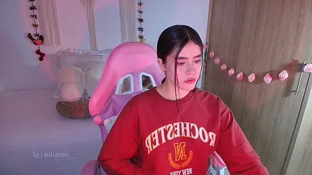 iriswest  online show from 04/05/26, 01:47