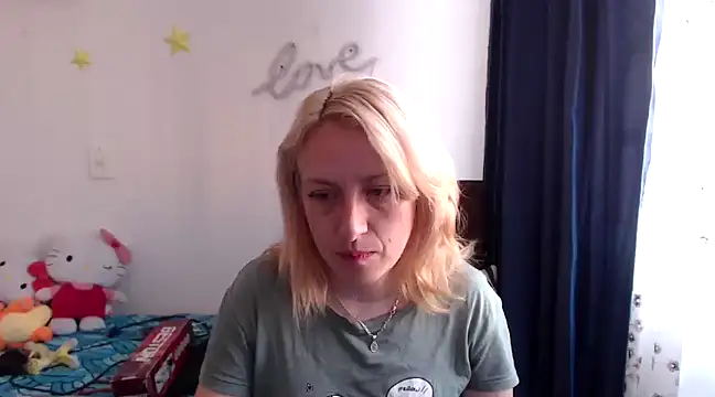 kittykalor09 online show from 12/05/24, 02:22