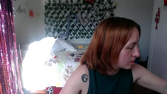 kittykalor09 online show from 02/18/26, 09:44