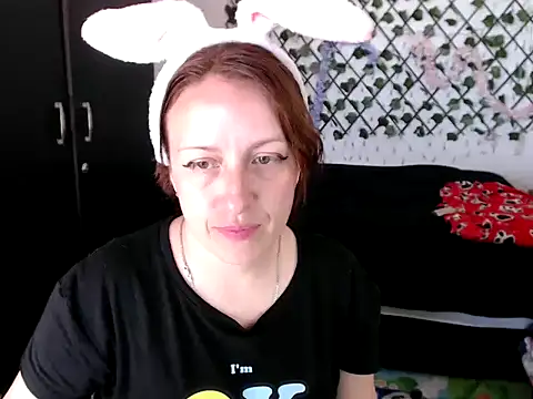 kittykalor09 online show from 04/05/26, 04:37