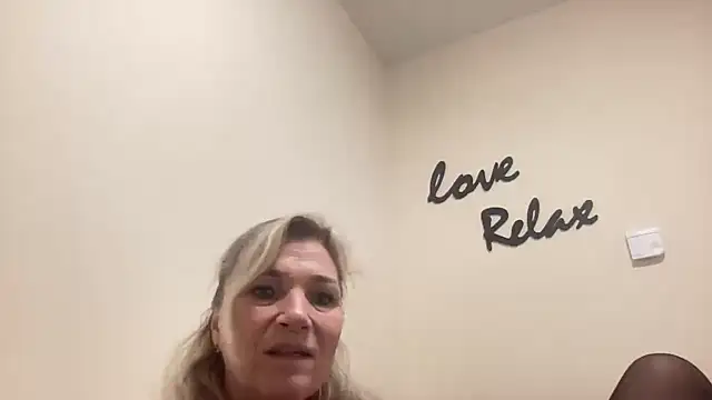 Jolandexxx online show from 11/01/25, 06:48