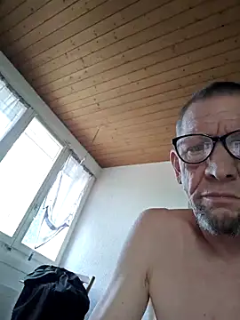 Snapshot of Fabu74 chatting on 05/16/26, 02:49 Fabu74 online show from 05/16/26, 02:49