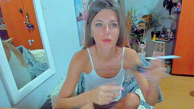 Snapshot of marie_marie03 chatting on 09/26/25, 05:55 marie marie03 online show from 09/26/25, 05:55