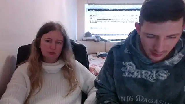 PeterAndJen online show from 03/20/25, 05:25