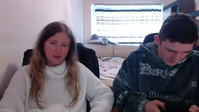 PeterAndJen online show from 03/21/25, 03:57