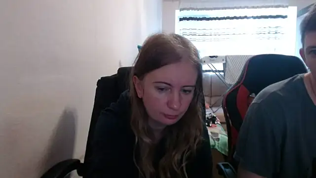 PeterAndJen online show from 09/22/25, 07:32