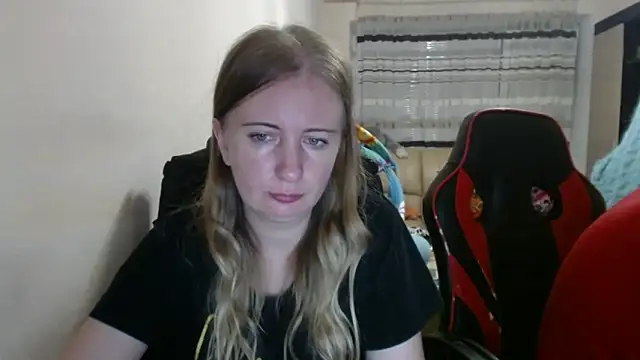 PeterAndJen online show from 09/22/25, 07:49