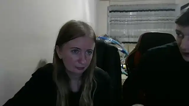 PeterAndJen online show from 09/28/25, 07:19