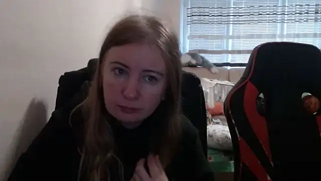 PeterAndJen online show from 10/24/25, 06:10