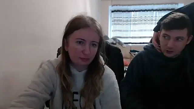 PeterAndJen online show from 11/10/25, 08:13