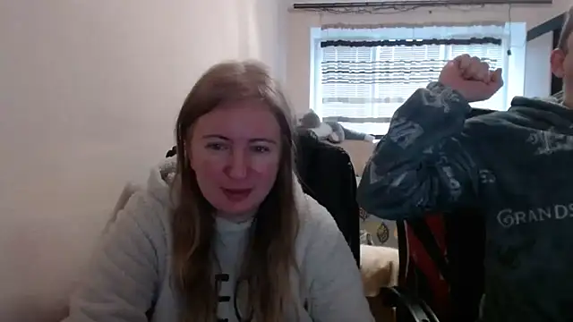 PeterAndJen online show from 02/05/26, 07:02