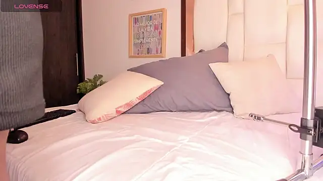 Snooky Clinton online show from 03/10/25, 10:13