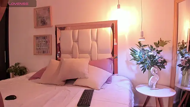 Snooky Clinton online show from 03/18/25, 10:15