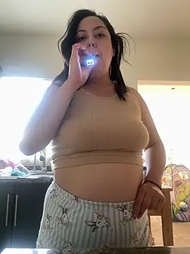 MileyGia online show from 03/16/26, 02:54