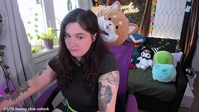 JennKenobi online show from 04/23/26, 01:46