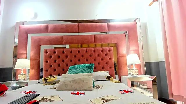 Snapshot of briana_wonder69xxx chatting on 03/15/25, 02:23 briana wonder69xxx online show from 03/15/25, 02:23