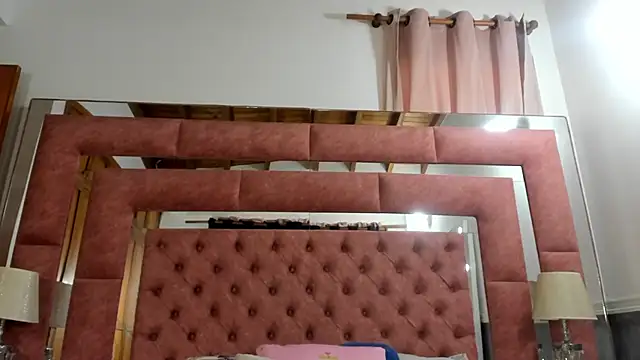 Snapshot of briana_wonder69xxx chatting on 10/04/25, 02:48 briana wonder69xxx online show from 10/04/25, 02:48