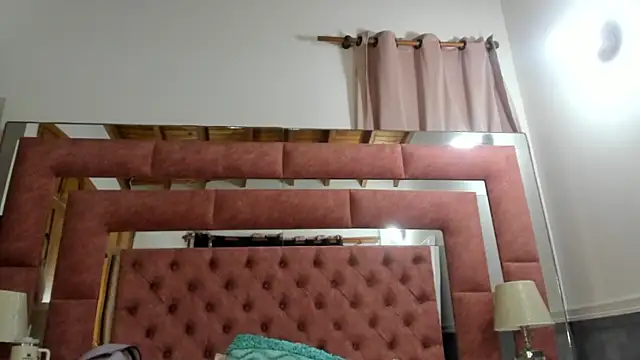 Snapshot of briana_wonder69xxx chatting on 11/05/25, 09:26 briana wonder69xxx online show from 11/05/25, 09:26