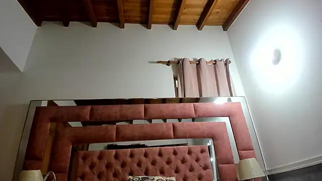 Snapshot of briana_wonder69xxx chatting on 02/13/26, 02:35 briana wonder69xxx online show from 02/13/26, 02:35