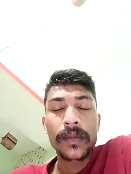 PrabV0319 online show from 10/02/25, 05:42