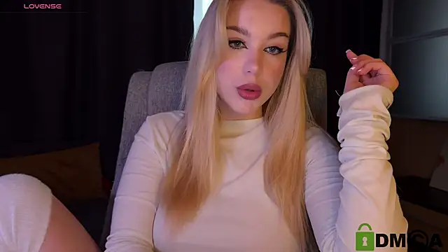 Snapshot of ariashaa chatting on 04/19/26, 02:27 ariashaa online show from 04/19/26, 02:27