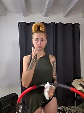 kylie blck online show from 04/11/26, 02:27