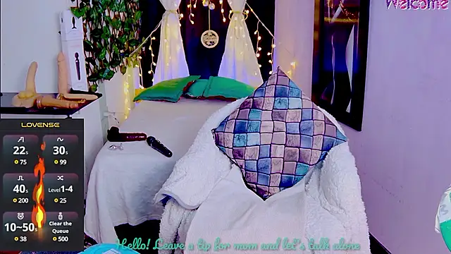 Mommy-pervert online show from 12/08/24, 10:47