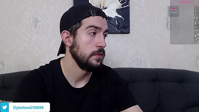 Snapshot of Dylan_Best chatting on 12/21/24, 06:30 Dylan Best online show from 12/21/24, 06:30